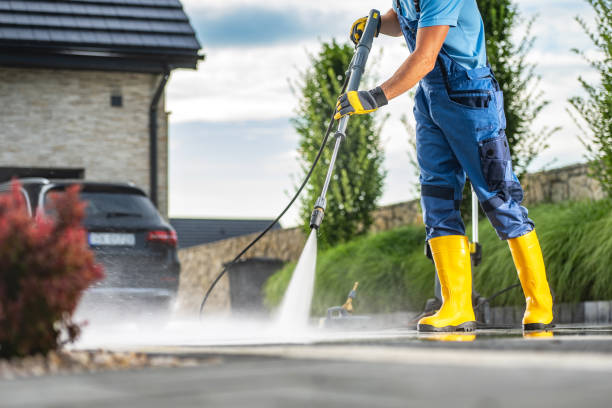 Best Commercial Building Pressure Washing  in Montclair, CA
